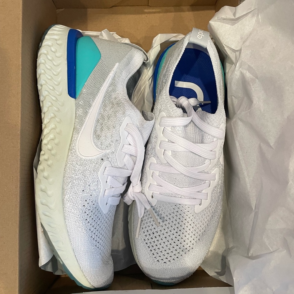 NIKE EPIC REACT FLYKNIT 2. NIB size 8